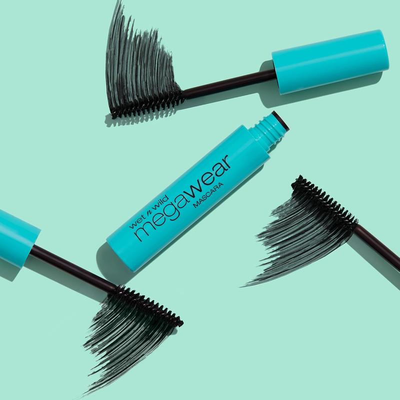 wet n wild Enhance and Define Megawear Mascara, Gentle Gel Volumizing Formula that Promotes Full & Healthy Lashes, Enriched with Soy Protein & Panthenol, Cruelty-Free & Vegan - Black