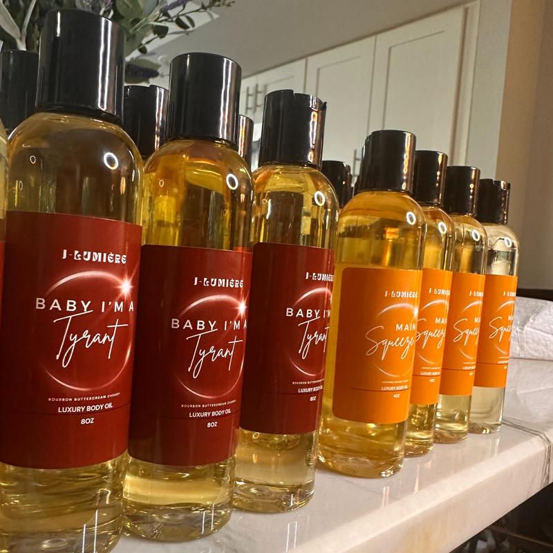 (NEW) Luxury Body Oils 4oz: Pick your fave scent!